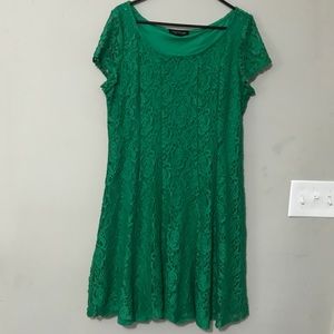 Perceptions New York Kelly green dress